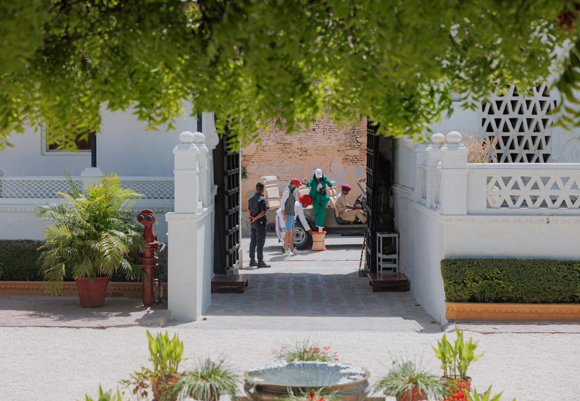 The Rawla Narlai - A Luxury Heritage Stay In Leopard Country Exterior photo